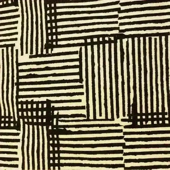 Kim Rodgers large brown and white knit top - Picture 2 of 3